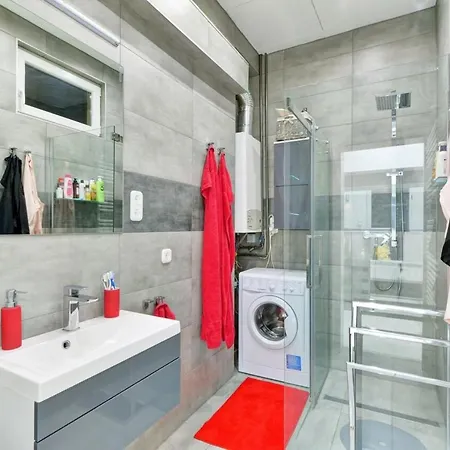 Grey Comfort 2br Near Keleti *